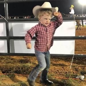 Meet your Posher, Debbie